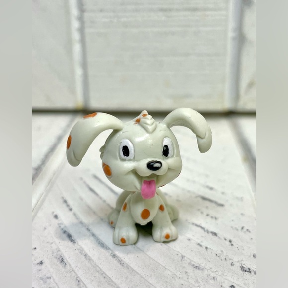Bella Disney Mickey Mouse Clubhouse Dog PVC Toy Playset Mini Figurine 1.25” - Picture 1 of 6